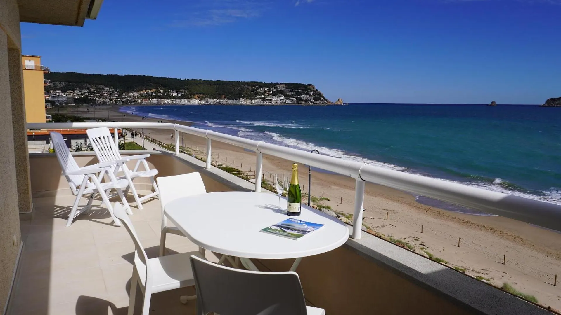Manureva C - L'Estartit, Els Griells - Es-323-83 Apartment